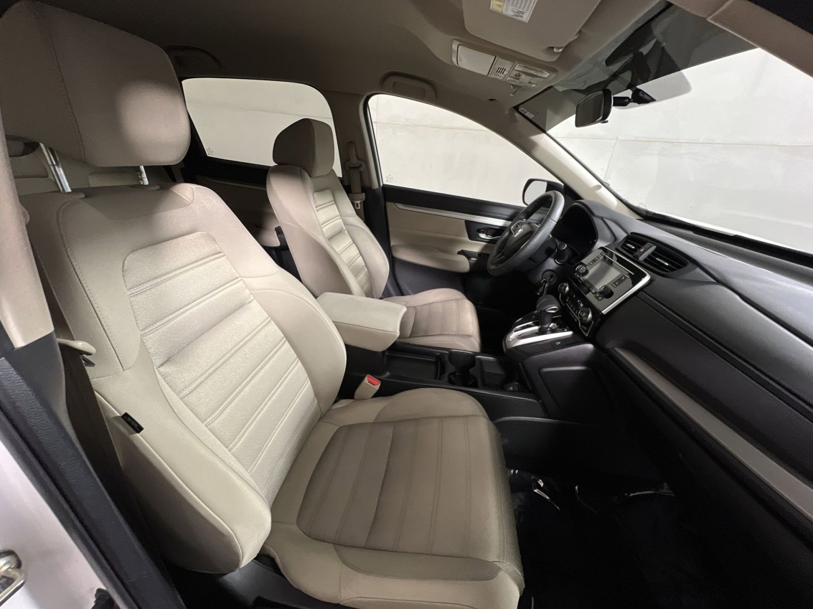 Used 2018 Honda CR-V LX image 24