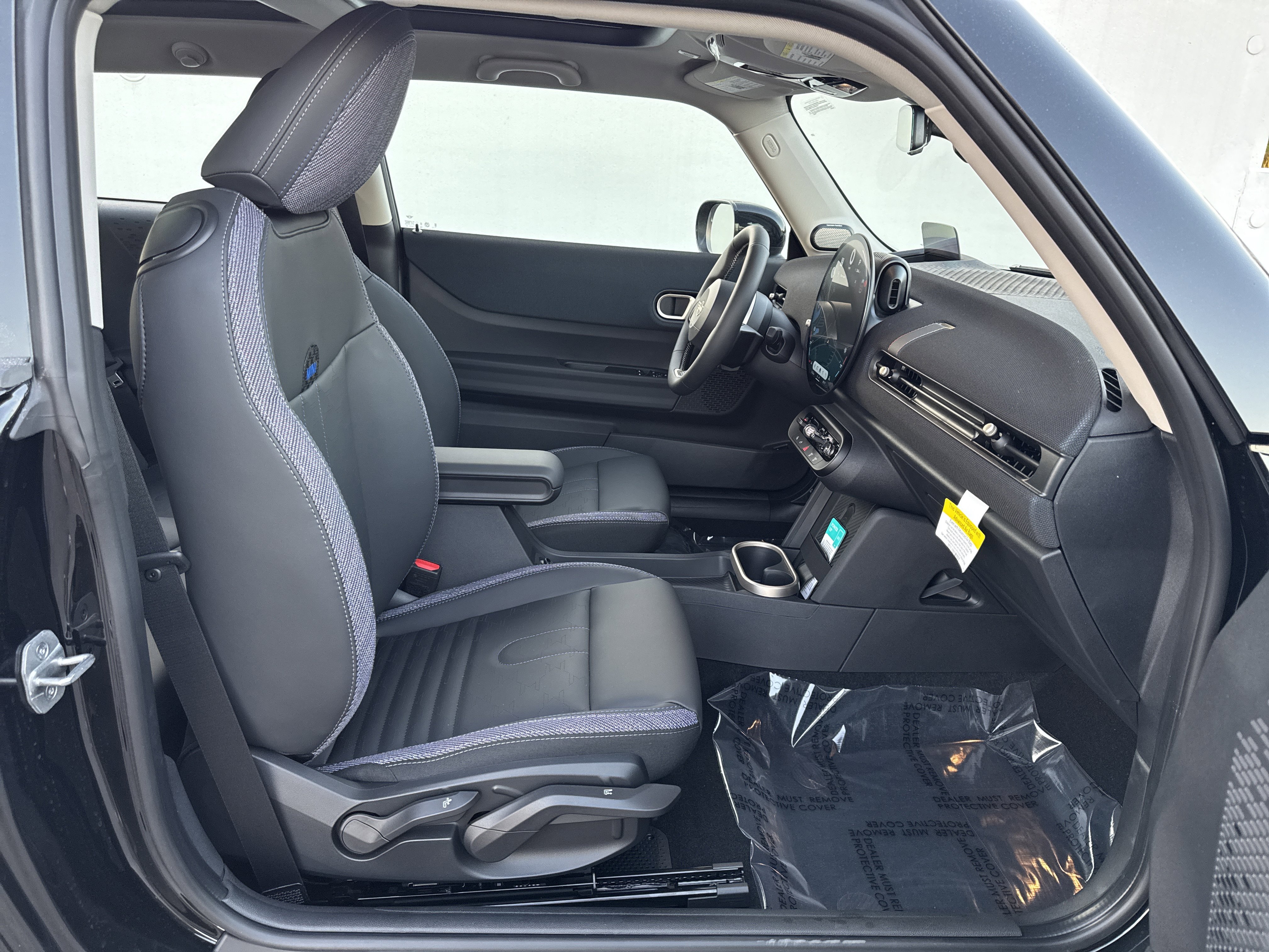 New 2026 MINI Cooper 2-Door Hardtop image 9