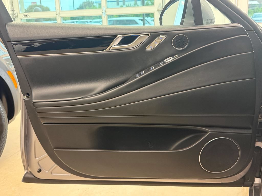 Used 2023 Genesis G80 2.5T AWD/4WD image 11