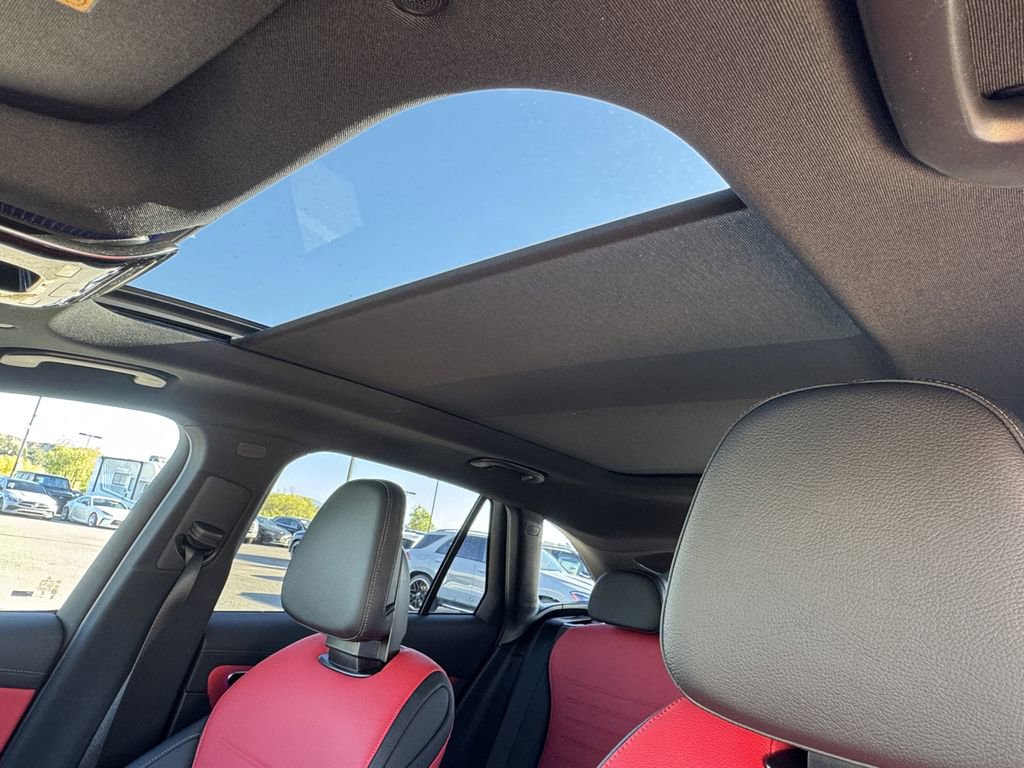 New 2026 Mercedes-Benz GLC 300 4MATIC image 19