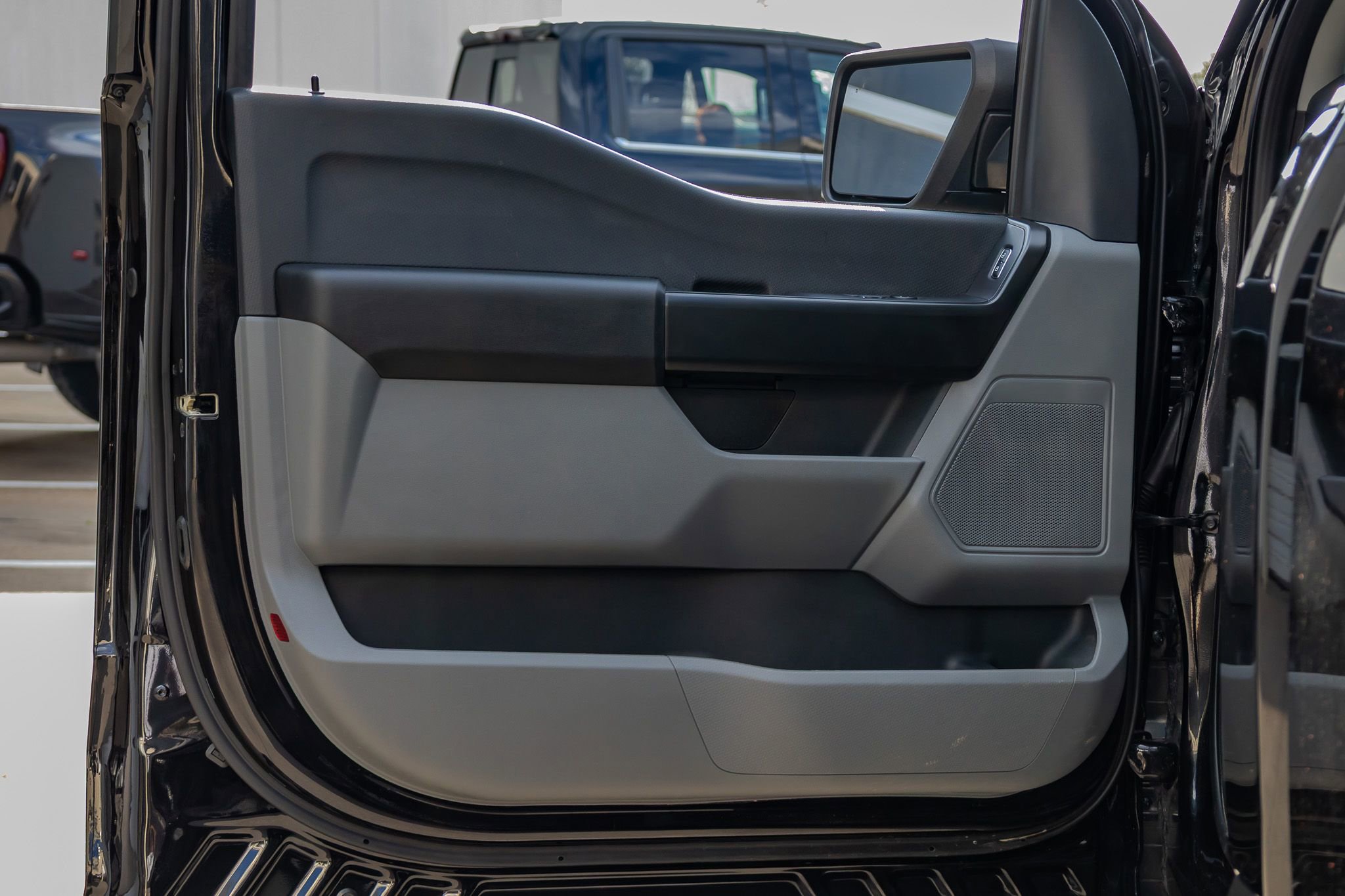 Used 2025 Ford F150 XL image 30