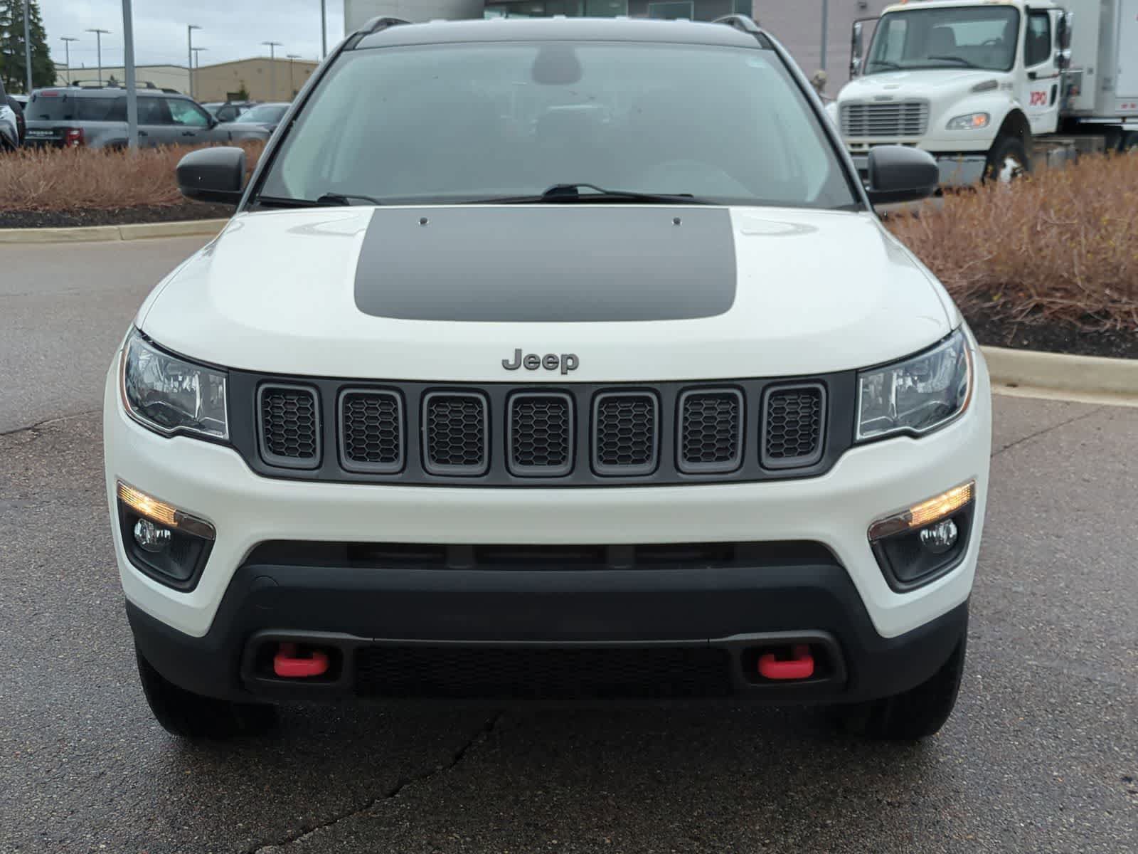 Used 2019 Jeep Compass Trailhawk AWD/4WD image 3