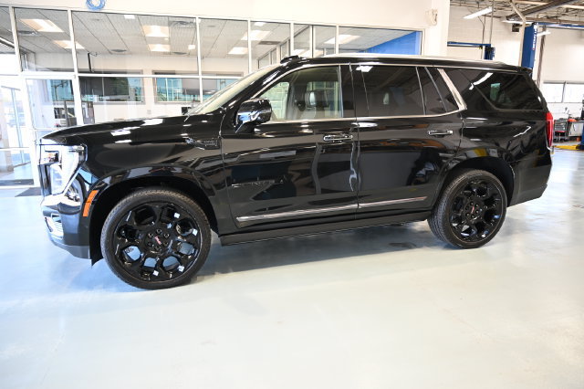 New 2026 GMC Yukon Denali Ultimate AWD/4WD image 7