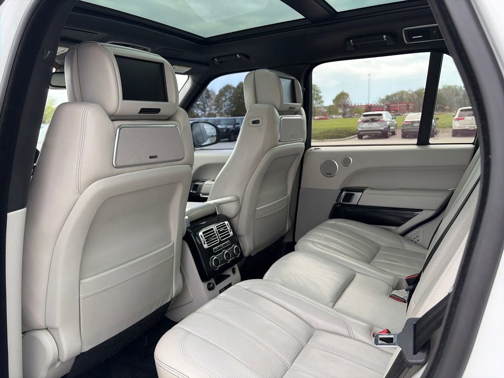 Used 2015 Land Rover Range Rover Autobiography AWD/4WD image 31