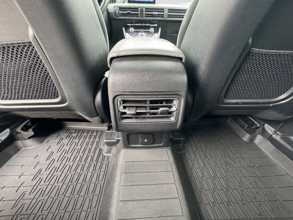 Used 2021 Lincoln Corsair Reserve FWD image 14