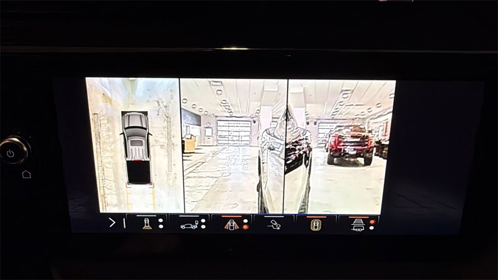 Used 2024 GMC Sierra 1500 AT4 w/ Technology Package image 42