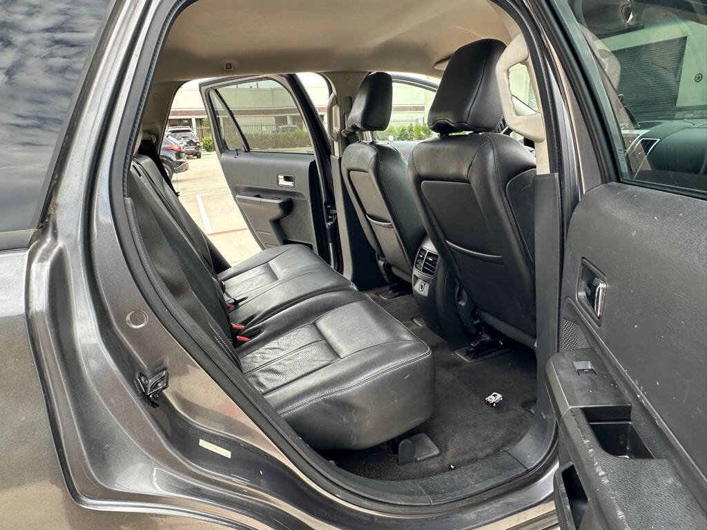 Used 2010 Ford Edge SEL FWD image 18