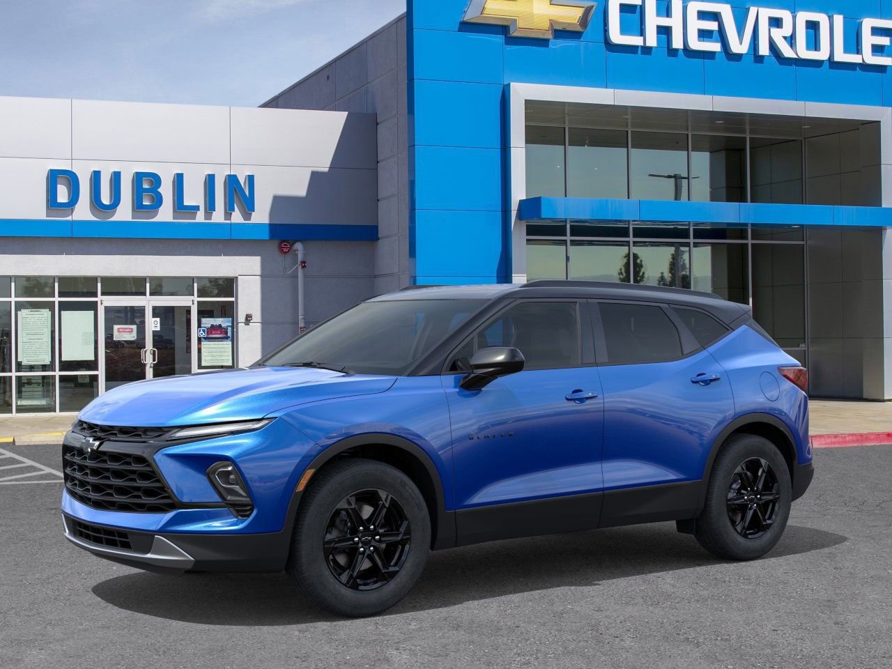 New 2026 Chevrolet Blazer LT w/ Convenience Package FWD image 3