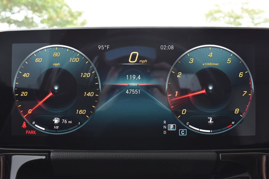Used 2021 Mercedes-Benz GLA 250 4MATIC w/ Premium Package image 17