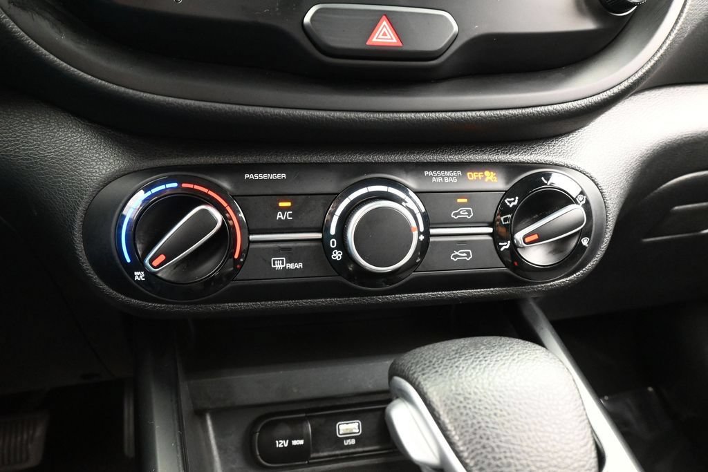 Used 2024 Kia Soul LX w/ Option Group 015 FWD image 22