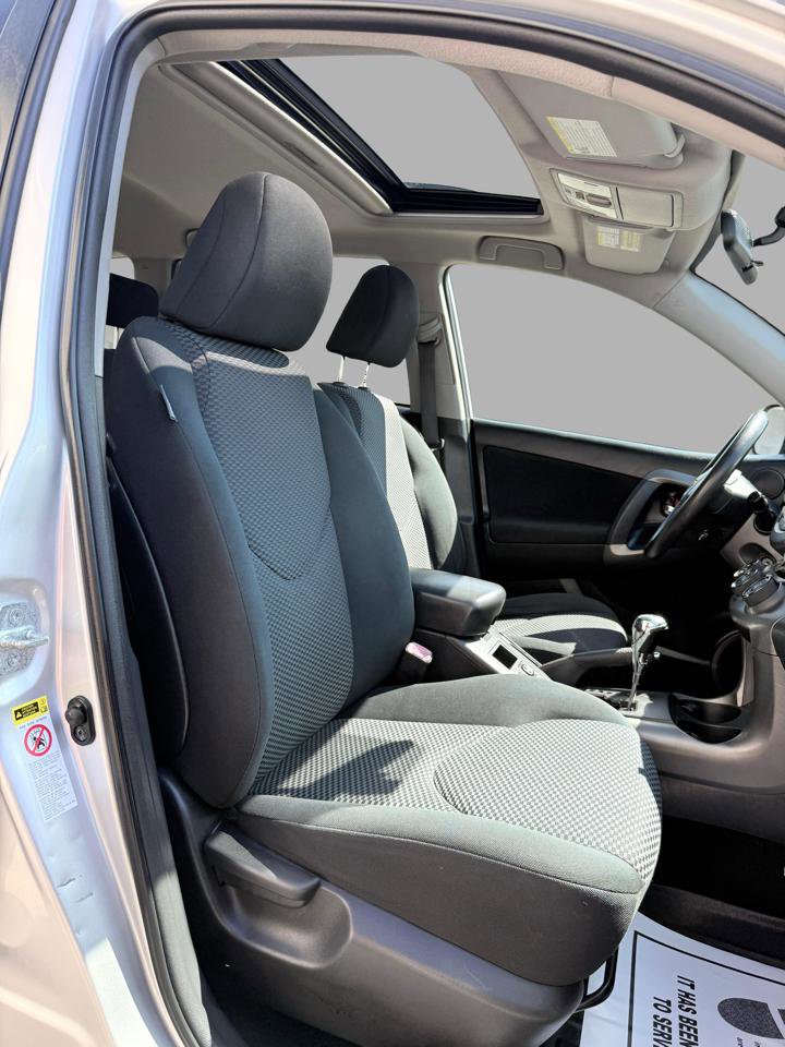 Used 2010 Toyota RAV4 Sport image 30