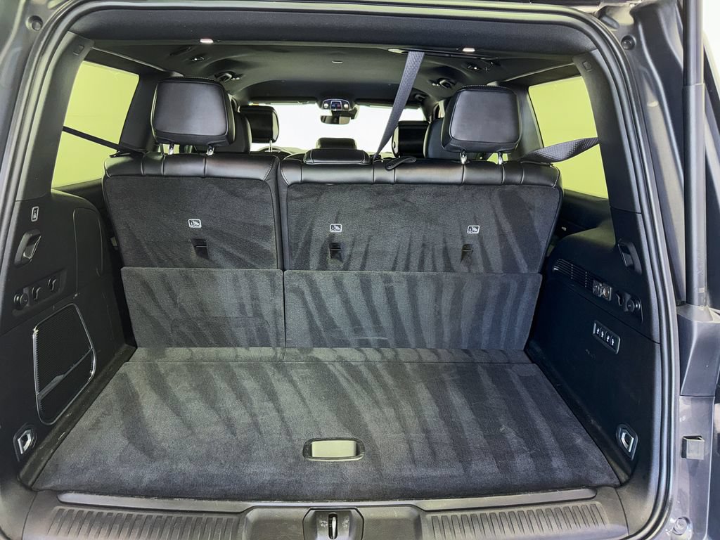 Used 2022 Jeep Wagoneer Series III AWD/4WD image 41