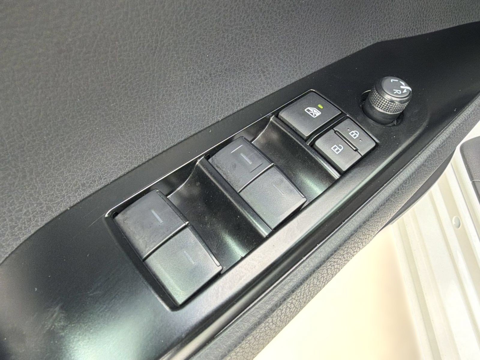 Used 2025 Toyota Camry SE w/ Multimedia Upgrade Package FWD image 25