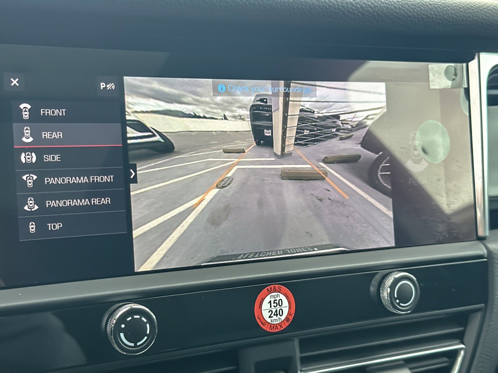 Used 2025 Porsche Macan image 20