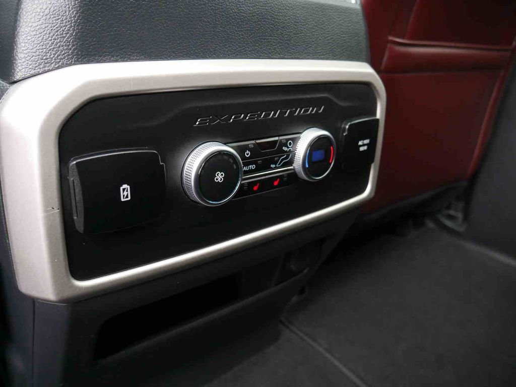 Used 2024 Ford Expedition Max Limited image 15
