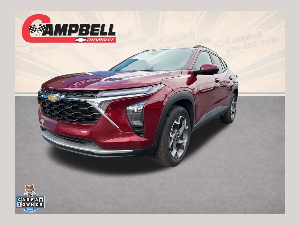 Used 2025 Chevrolet Trax LT image 1
