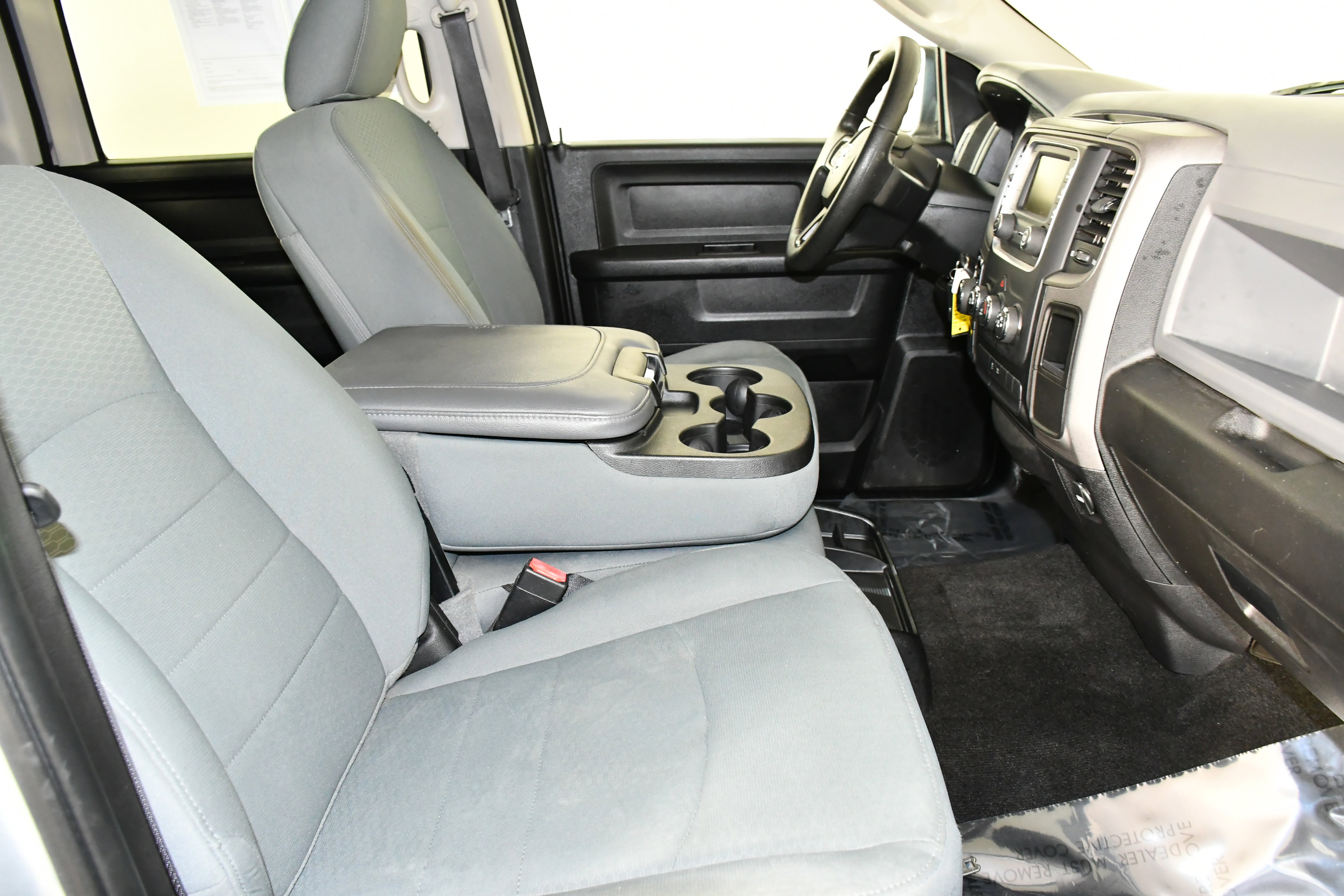 Used 2017 RAM 1500 Express w/ Express Value Package image 43