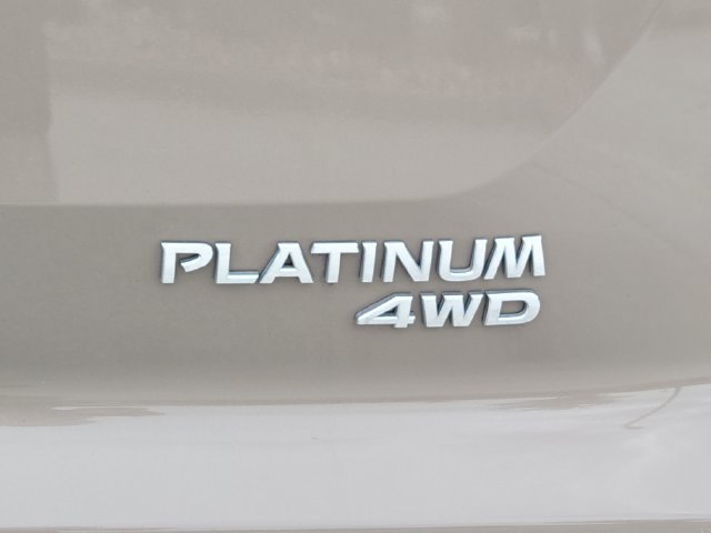 Used 2024 Nissan Pathfinder Platinum AWD/4WD image 14