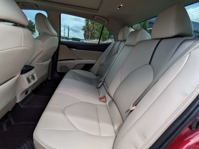 Used 2021 Toyota Camry XLE w/ Navigation Package FWD image 14
