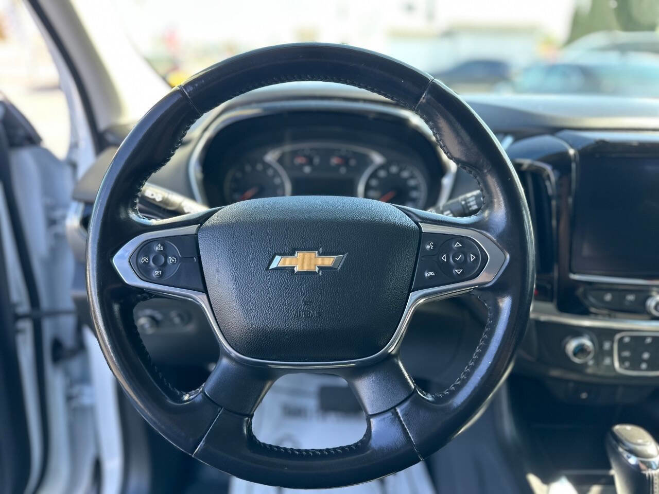 Used 2020 Chevrolet Traverse LT FWD image 10