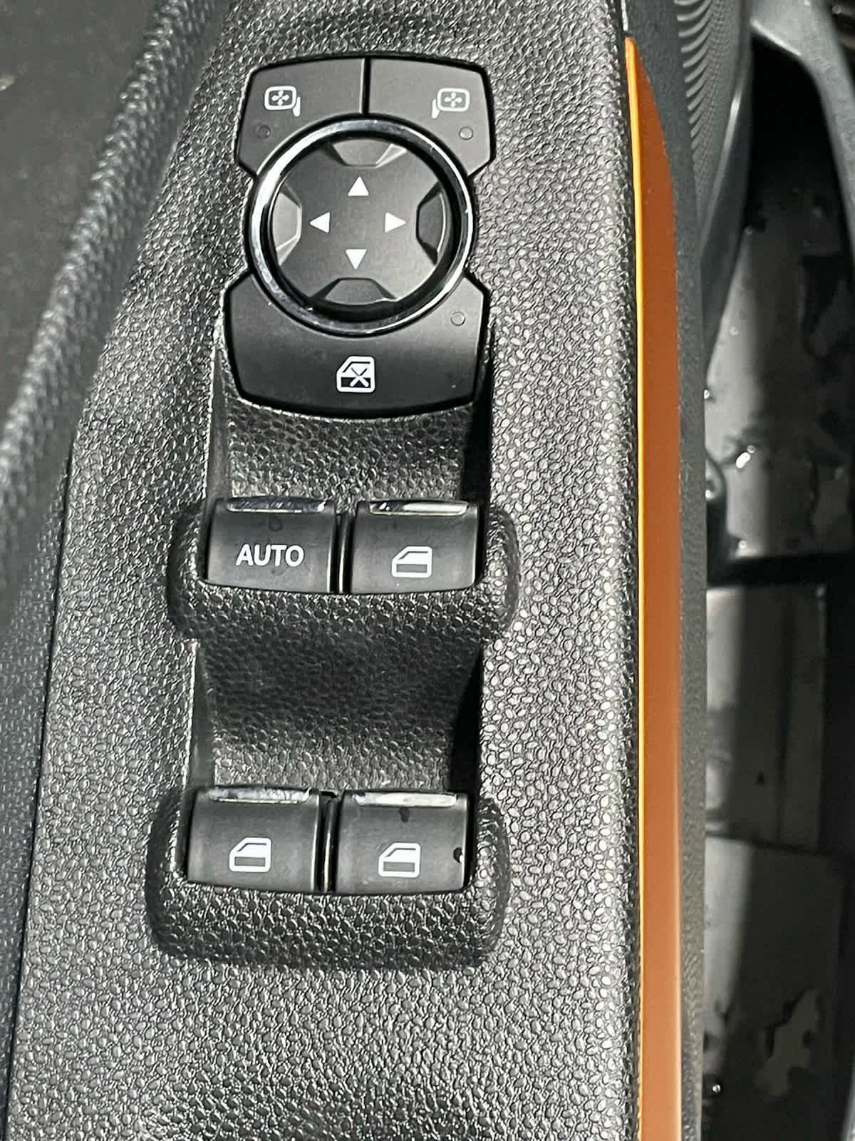 Used 2022 Ford EcoSport SE w/ SE Appearance Package AWD/4WD image 18