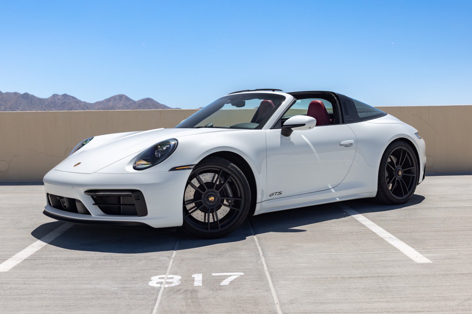 Used 2024 Porsche 911 Targa 4 GTS AWD/4WD video 1