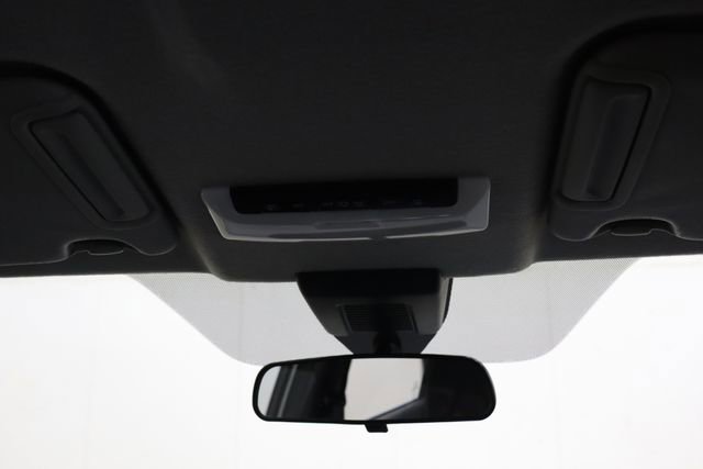 Used 2022 Nissan Kicks SR image 27