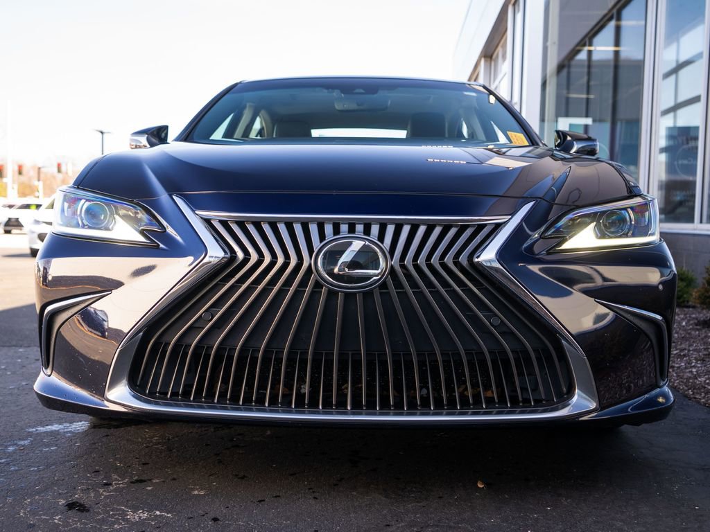 Used 2021 Lexus ES 350 w/ Premium Package image 2