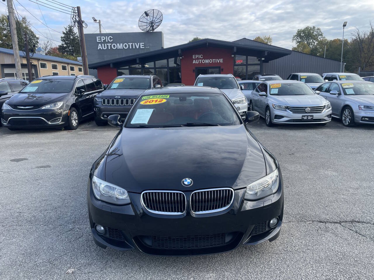 Used 2012 BMW 335i Coupe RWD image 2