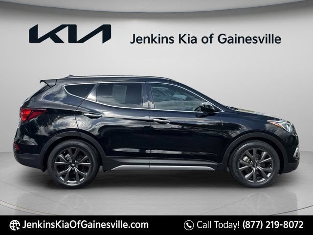 Used 2018 Hyundai Santa Fe Sport w/ Cargo Package FWD image 2