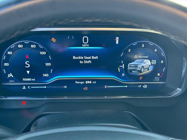 Used 2024 Chevrolet Suburban LT image 17