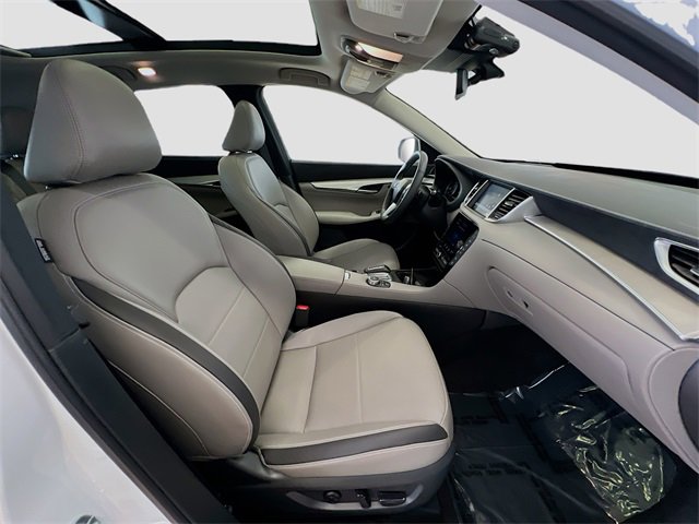 Used 2024 INFINITI QX50 Sensory w/ Accent Package image 35