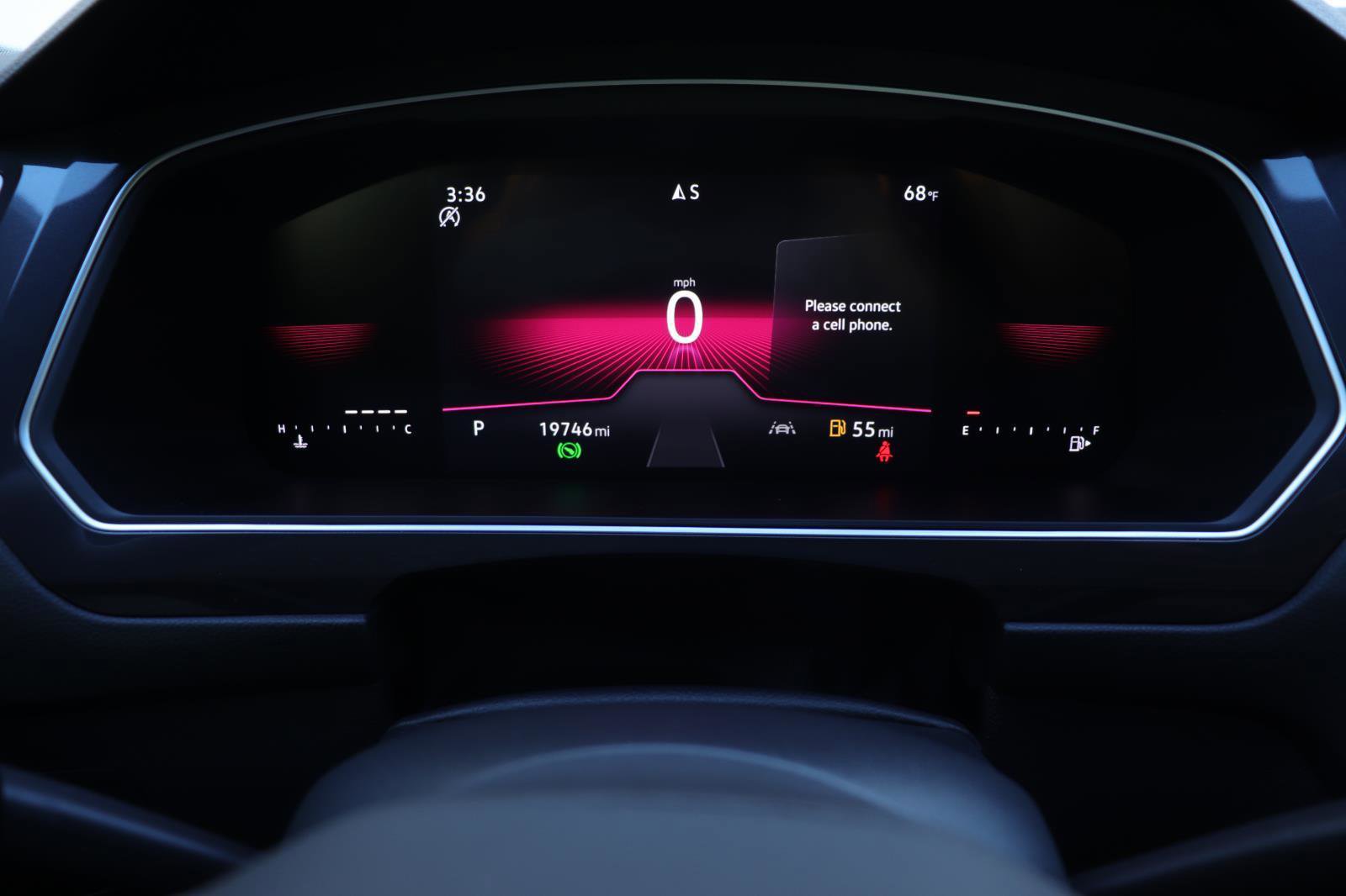 Used 2024 Volkswagen Tiguan SE R-Line image 30