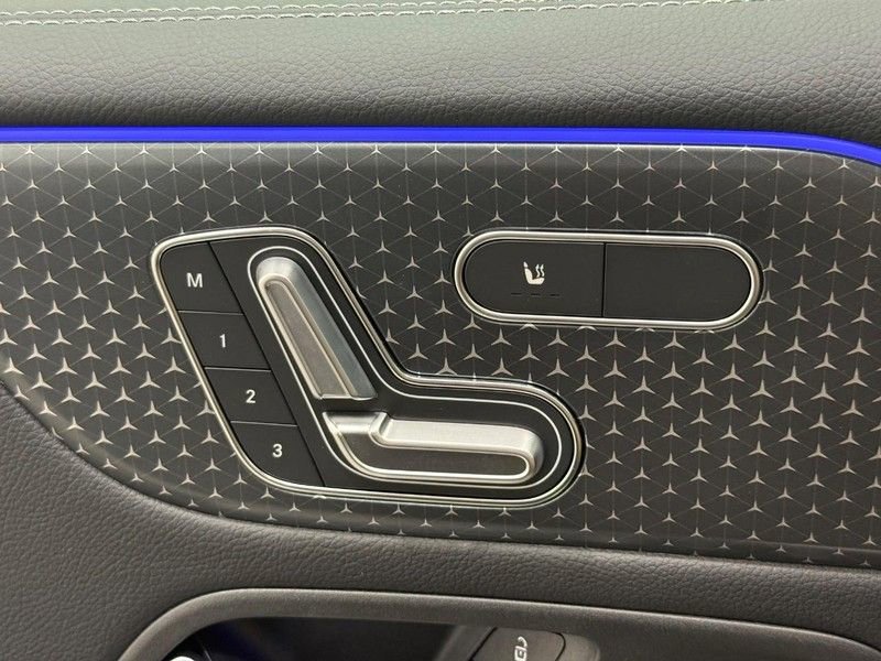 New 2025 Mercedes-Benz GLB 250 4MATIC image 10