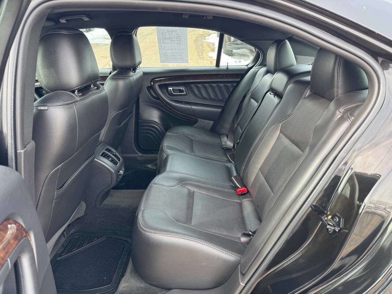 Used 2014 Ford Taurus Limited AWD/4WD image 12