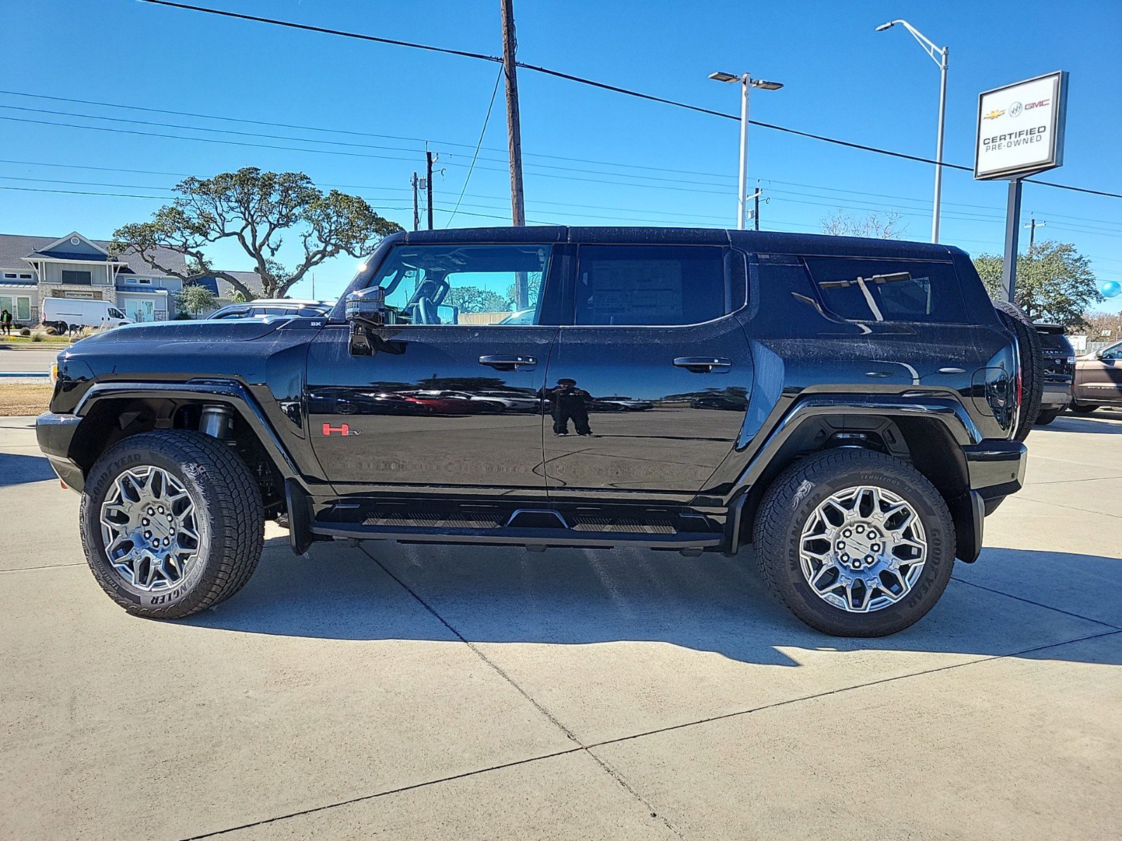 New 2025 GMC Hummer EV 3X w/ LPO, Sport Package image 8