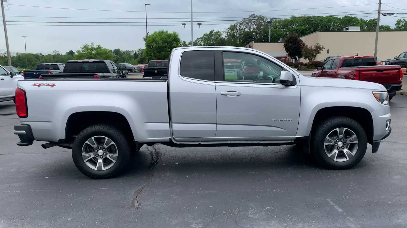 Used 2016 Chevrolet Colorado LT w/ LT Convenience Package AWD/4WD image 9