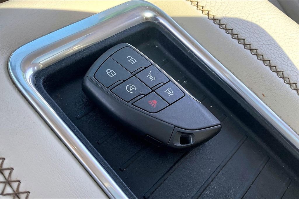 Used 2022 GMC Yukon XL Denali image 35