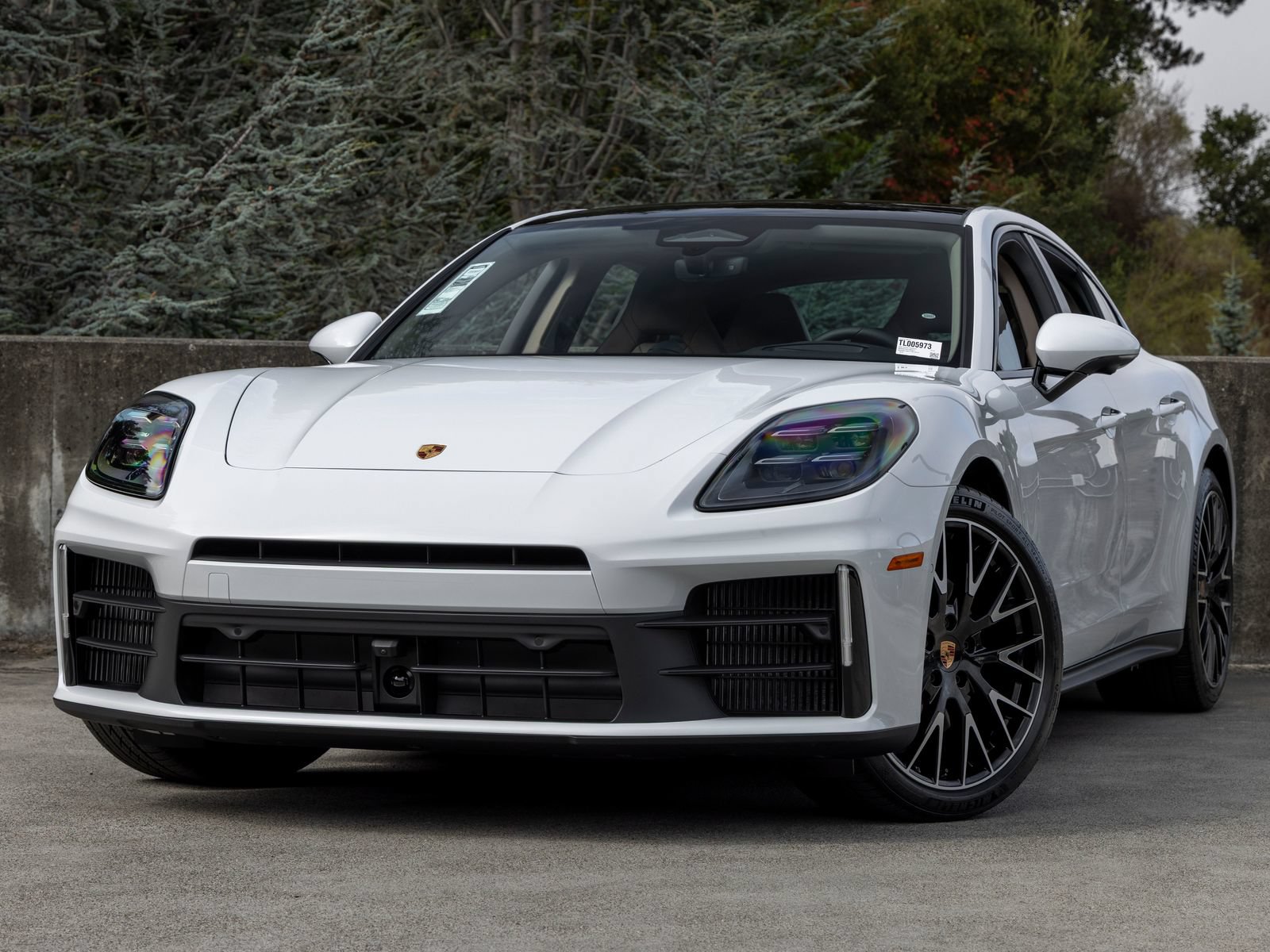 New 2026 Porsche Panamera 4 AWD/4WD image 1