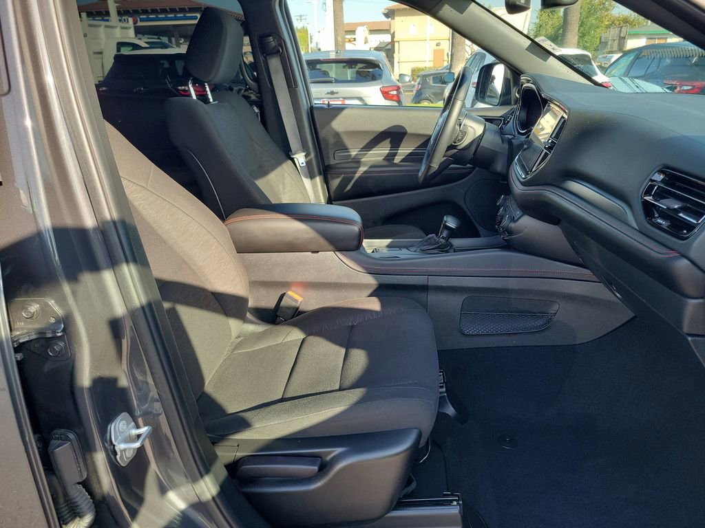 Used 2025 Dodge Durango R/T w/ Blacktop Package image 17
