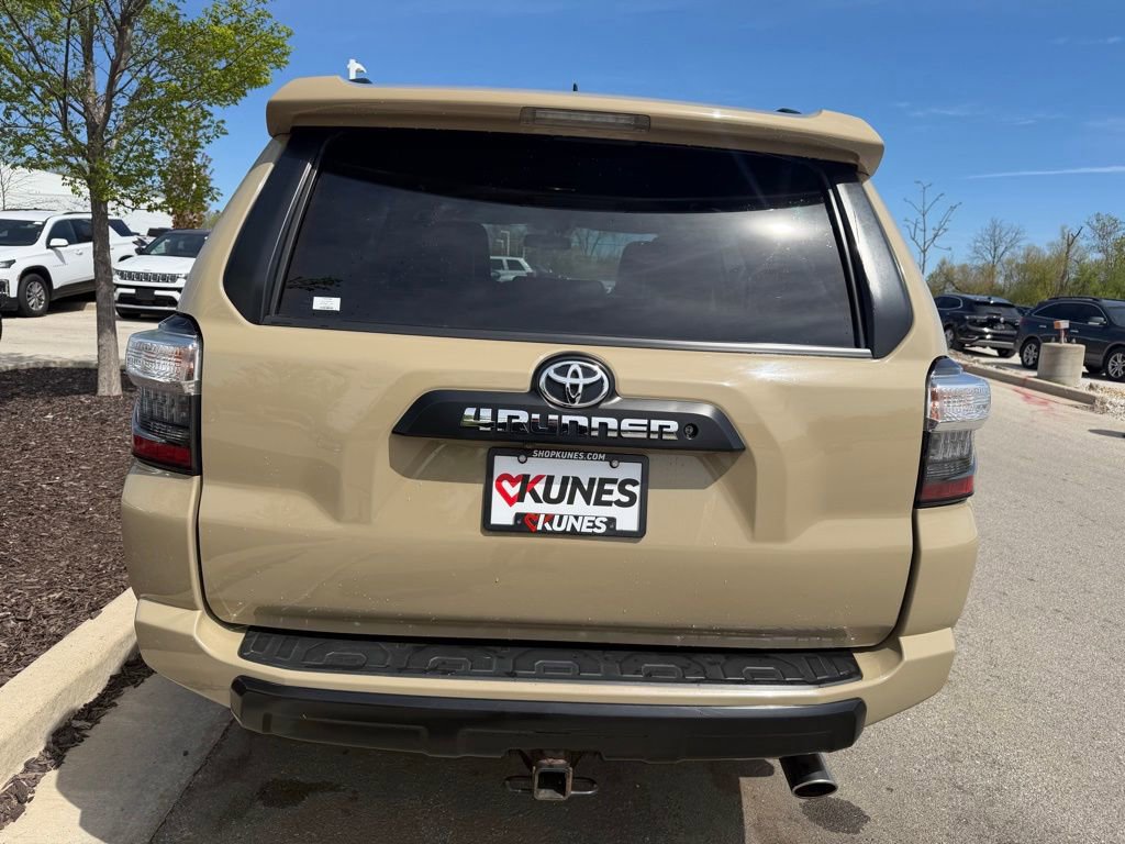 Used 2016 Toyota 4Runner TRD Pro AWD/4WD image 5