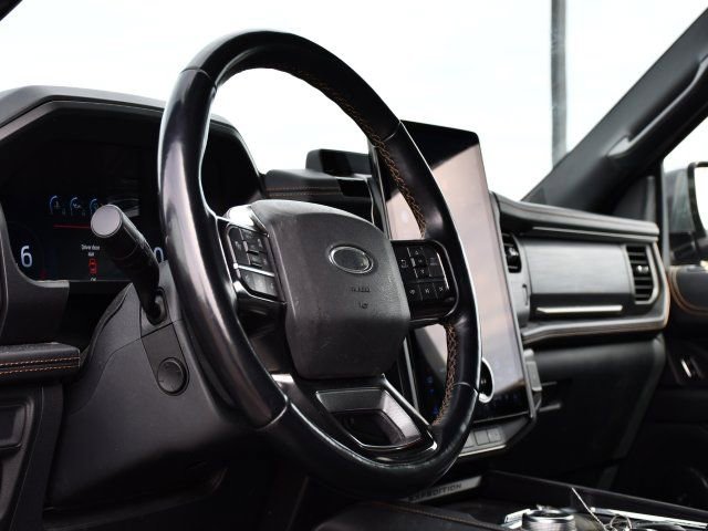Used 2022 Ford Expedition Max Platinum AWD/4WD image 11