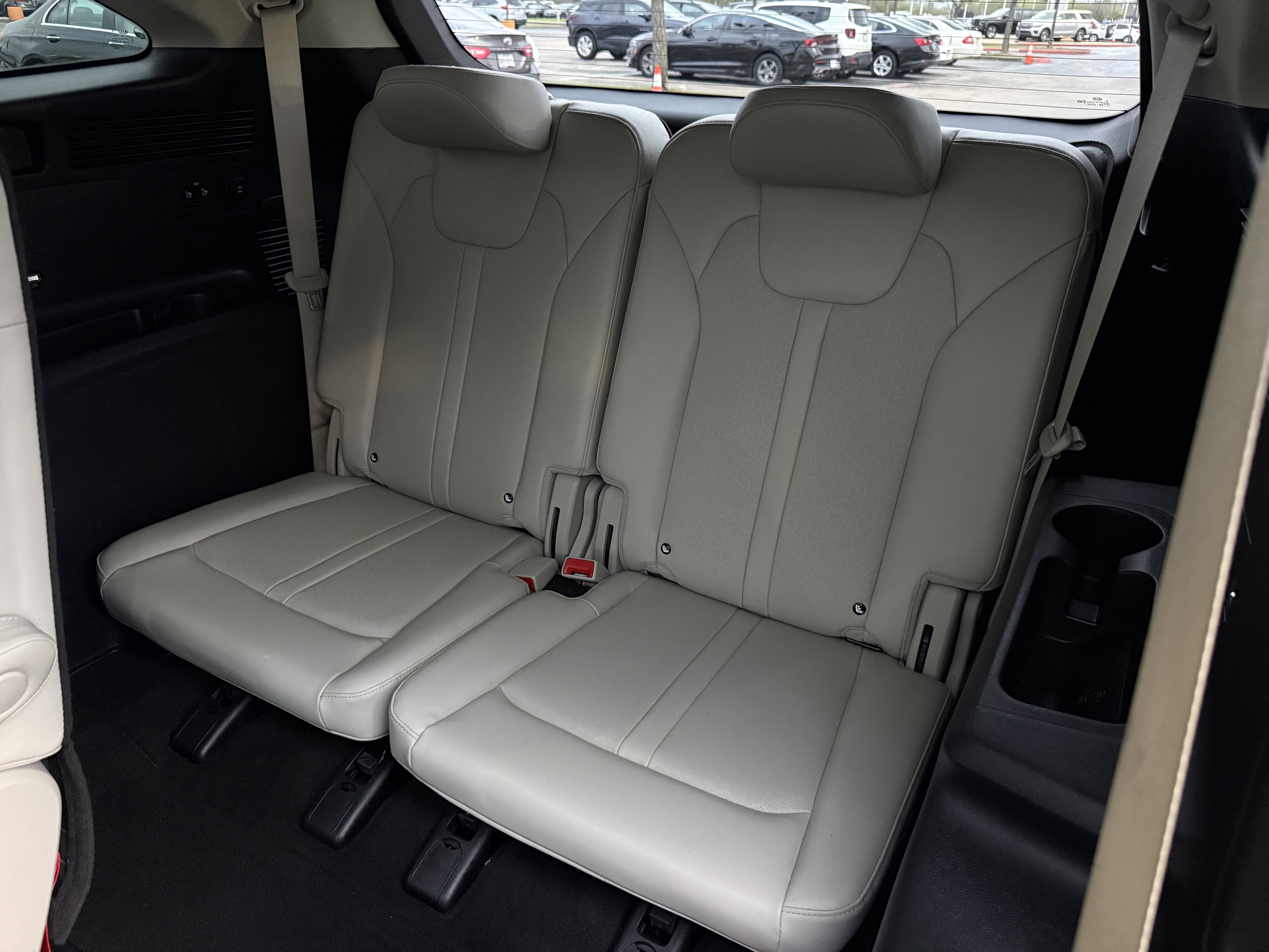 Used 2021 Kia Sorento EX FWD image 35