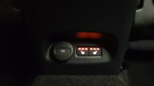 Certified 2023 Volvo C40 P8 Recharge Plus w/ Climate Package AWD/4WD image 30