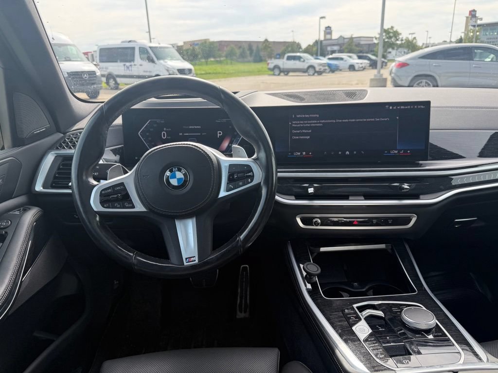 Used 2024 BMW X5 xDrive40i w/ M Sport Package AWD/4WD image 12