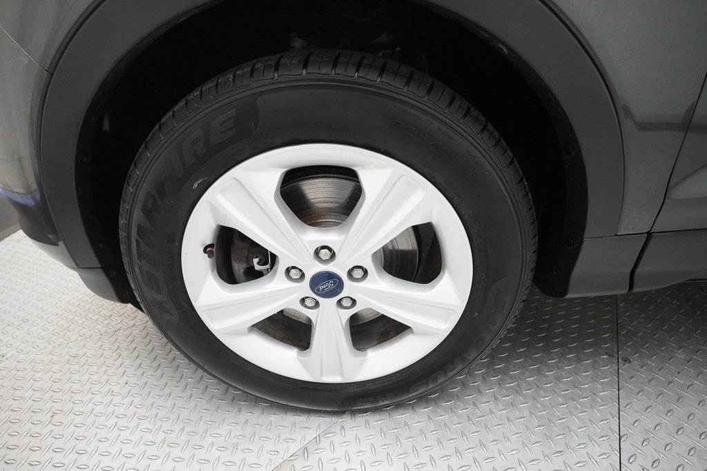 Used 2016 Ford Escape SE w/ SE Leather Comfort Package image 28