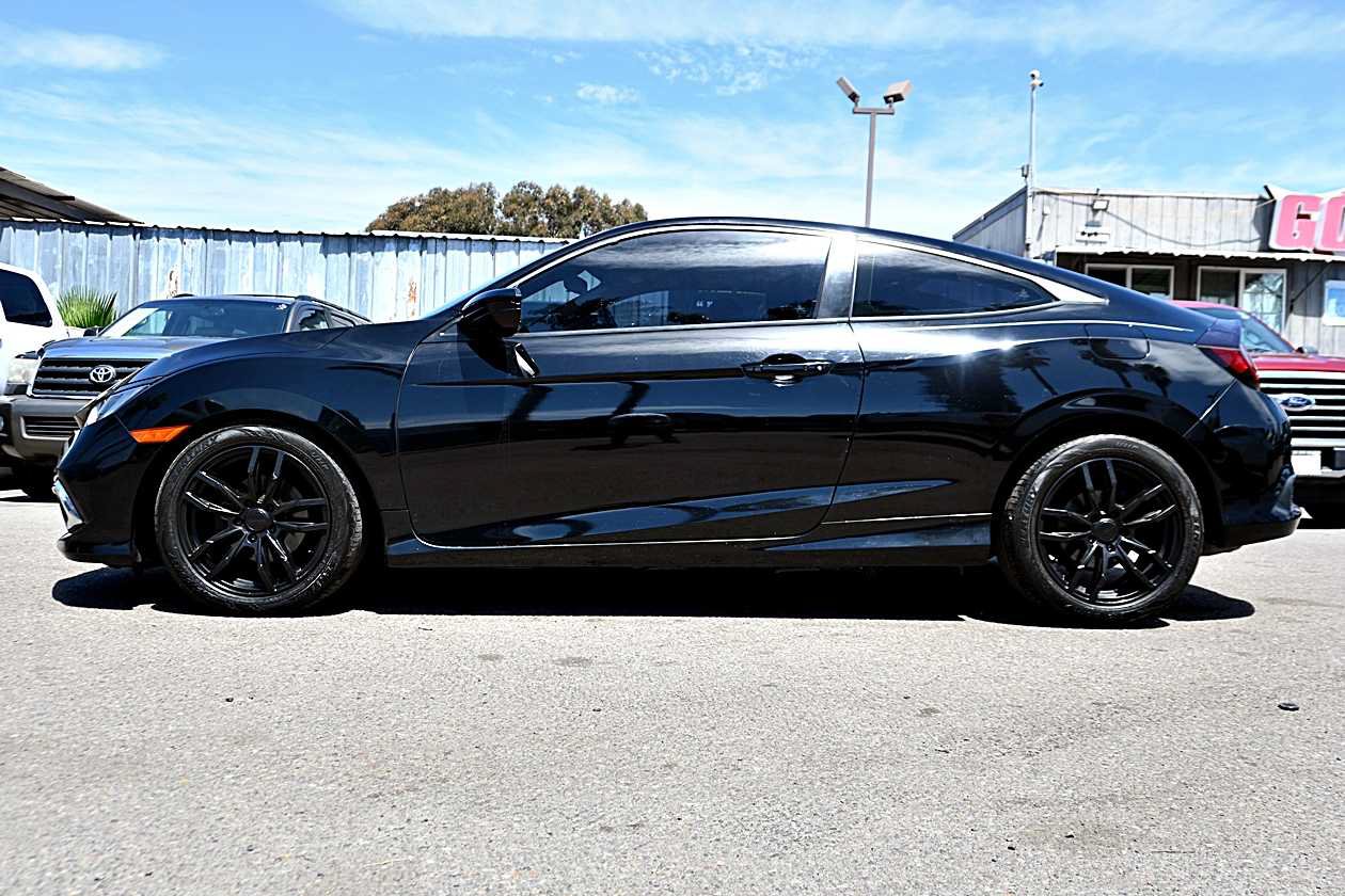 Used 2019 Honda Civic EX image 4