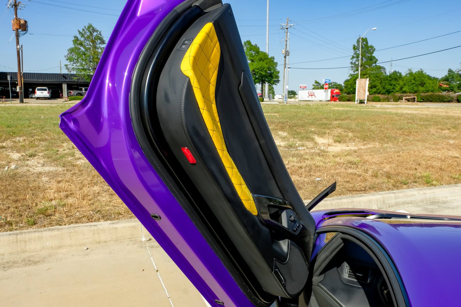 Used 2018 Lamborghini Aventador S AWD/4WD image 38