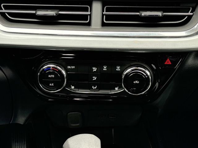 New 2026 Chevrolet Trax LT w/ Driver Confidence Package image 14