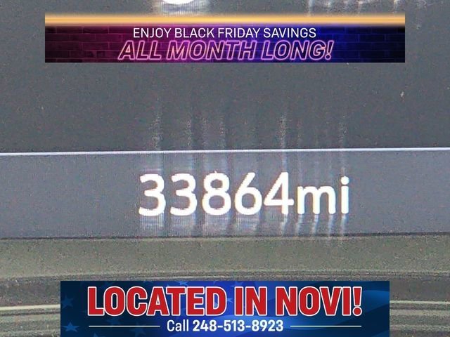 Used 2023 Chevrolet Traverse LT image 28